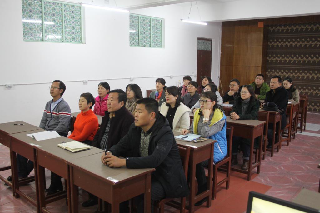 計(jì)算機(jī)學(xué)院政治學(xué)習(xí)課觀看《榜樣》