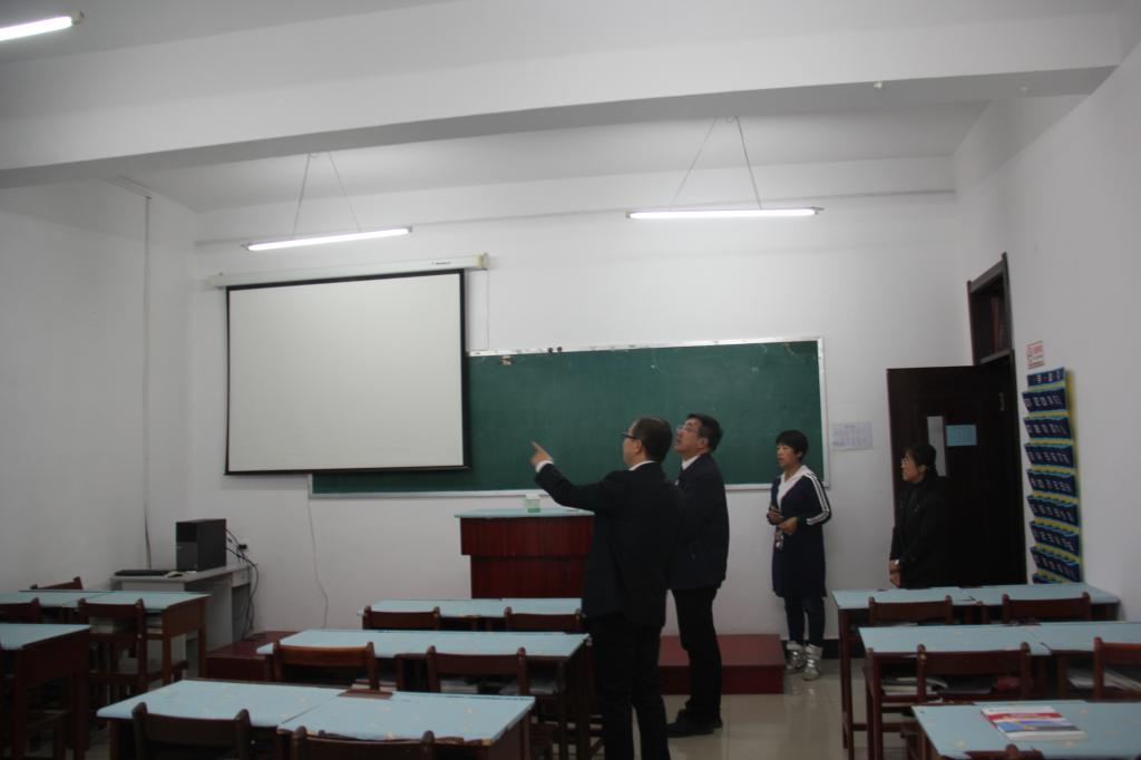 麻昌杰書記到旅游商務學院調(diào)研指導工作 麻昌杰書記到旅游商務學院調(diào)研指導工作