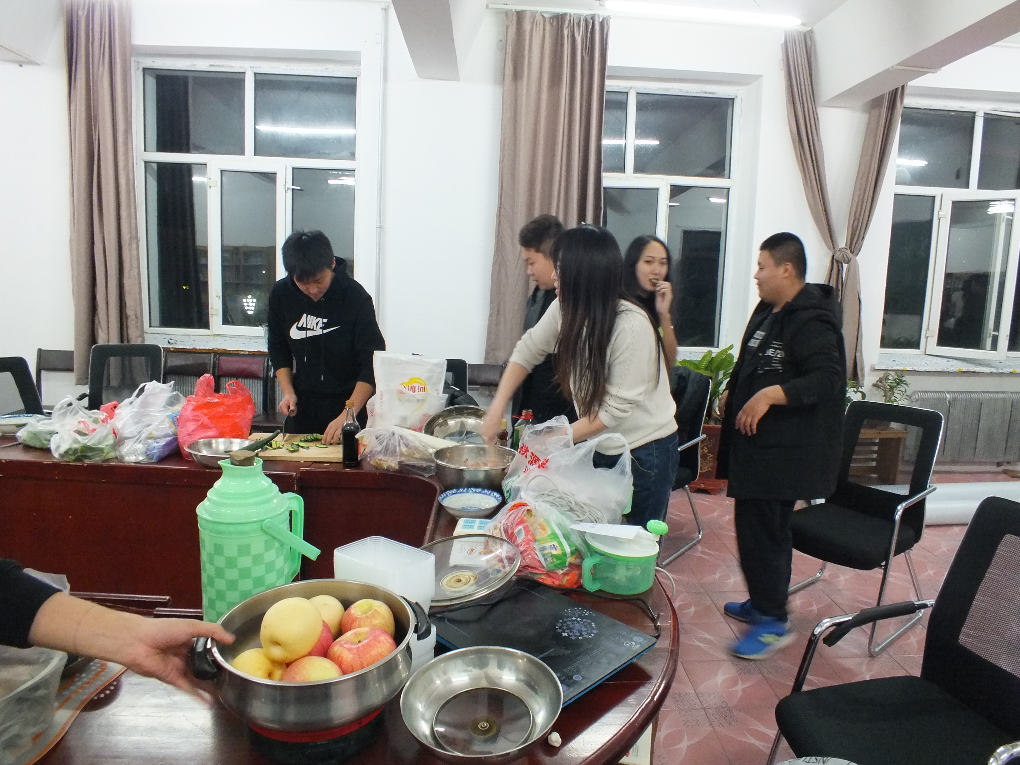 冬至不寒，有家更暖——計(jì)算機(jī)學(xué)院立冬聚餐