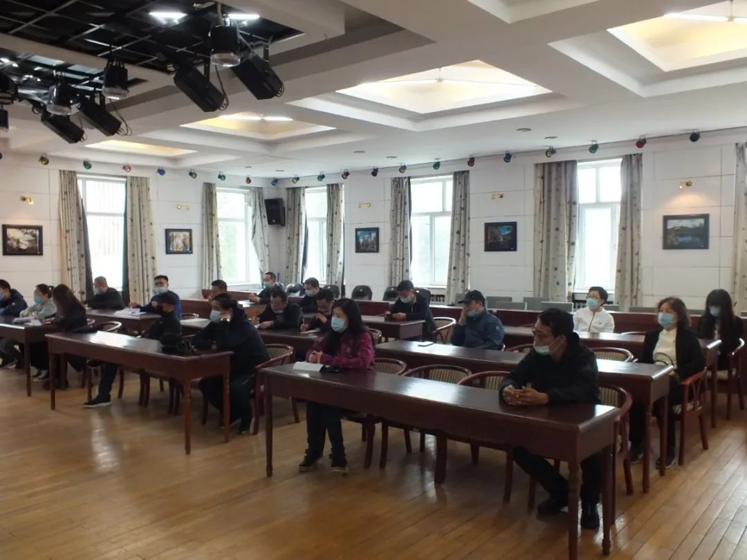 我校舉行學(xué)生開學(xué)返校演練 我校舉行學(xué)生開學(xué)返校演練