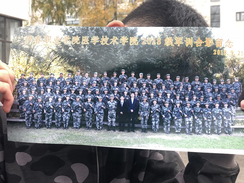 醫(yī)學(xué)技術(shù)學(xué)院“憶軍訓(xùn)_共聯(lián)歡”-------教官歡送會 醫(yī)學(xué)技術(shù)學(xué)院“憶軍訓(xùn)_共聯(lián)歡”-------教官歡送會