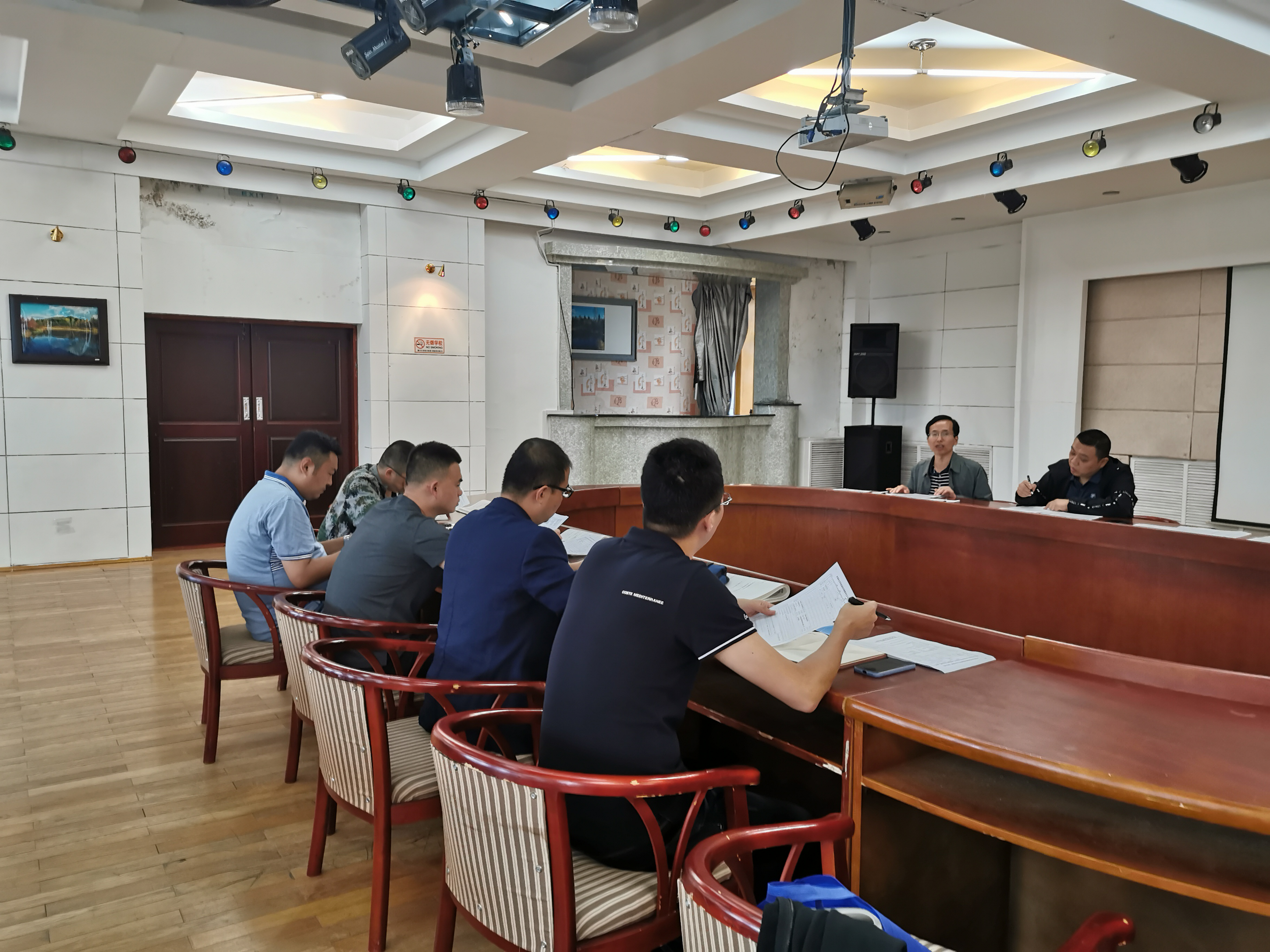 伊春職業(yè)學(xué)院學(xué)生資助管理中心召開2019年秋季學(xué)期推進(jìn)學(xué)生資助工作大會 伊春職業(yè)學(xué)院學(xué)生資助管理中心召開2019年秋季學(xué)期推進(jìn)學(xué)生資助工作大會