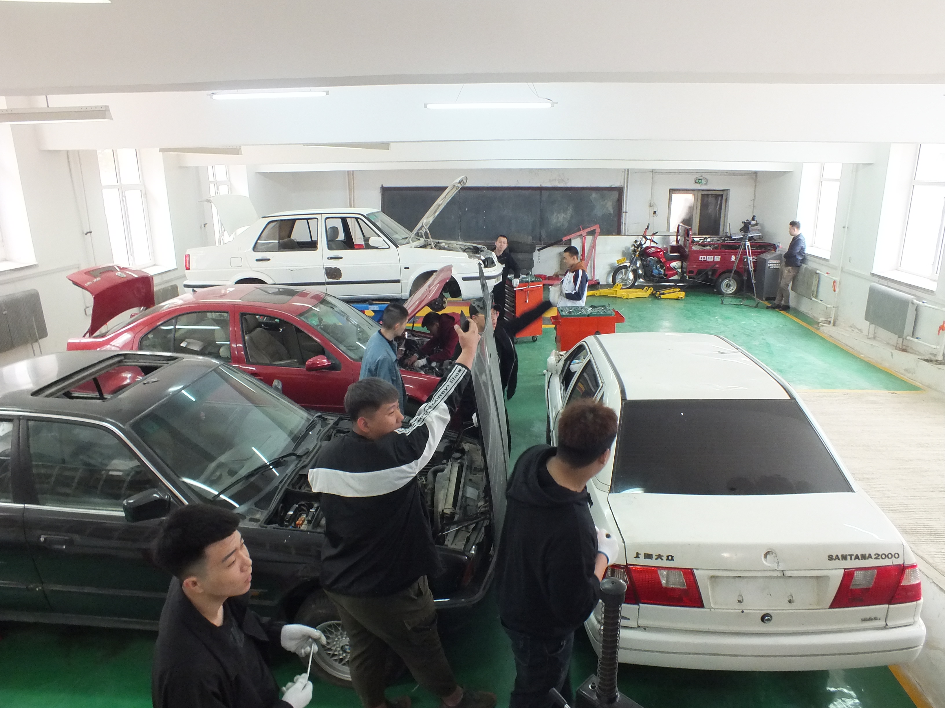 伊春職業(yè)學(xué)院2019年職業(yè)教育活動周首屆“校園開放日”隆重開幕