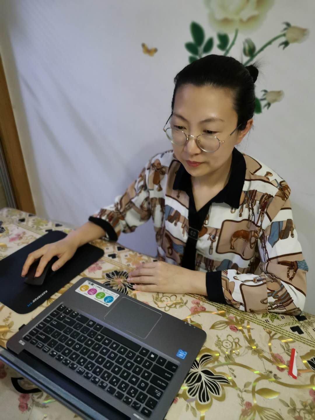 內(nèi)強(qiáng)素質(zhì)_持續(xù)發(fā)力——旅游專業(yè)教學(xué)團(tuán)隊(duì)建設(shè)水平不斷提升 內(nèi)強(qiáng)素質(zhì)_持續(xù)發(fā)力——旅游專業(yè)教學(xué)團(tuán)隊(duì)建設(shè)水平不斷提升