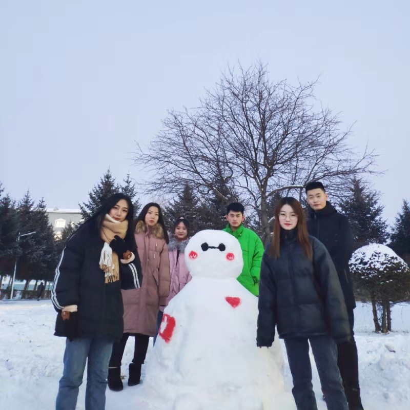 冰雪校園_歡樂你我----醫(yī)學(xué)技術(shù)學(xué)院雪雕大賽 冰雪校園_歡樂你我----醫(yī)學(xué)技術(shù)學(xué)院雪雕大賽
