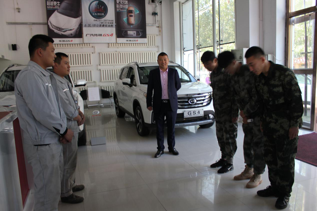 工程技術(shù)學(xué)院舉行17級汽修專業(yè)現(xiàn)代學(xué)徒制拜師儀式 工程技術(shù)學(xué)院舉行17級汽修專業(yè)現(xiàn)代學(xué)徒制拜師儀式