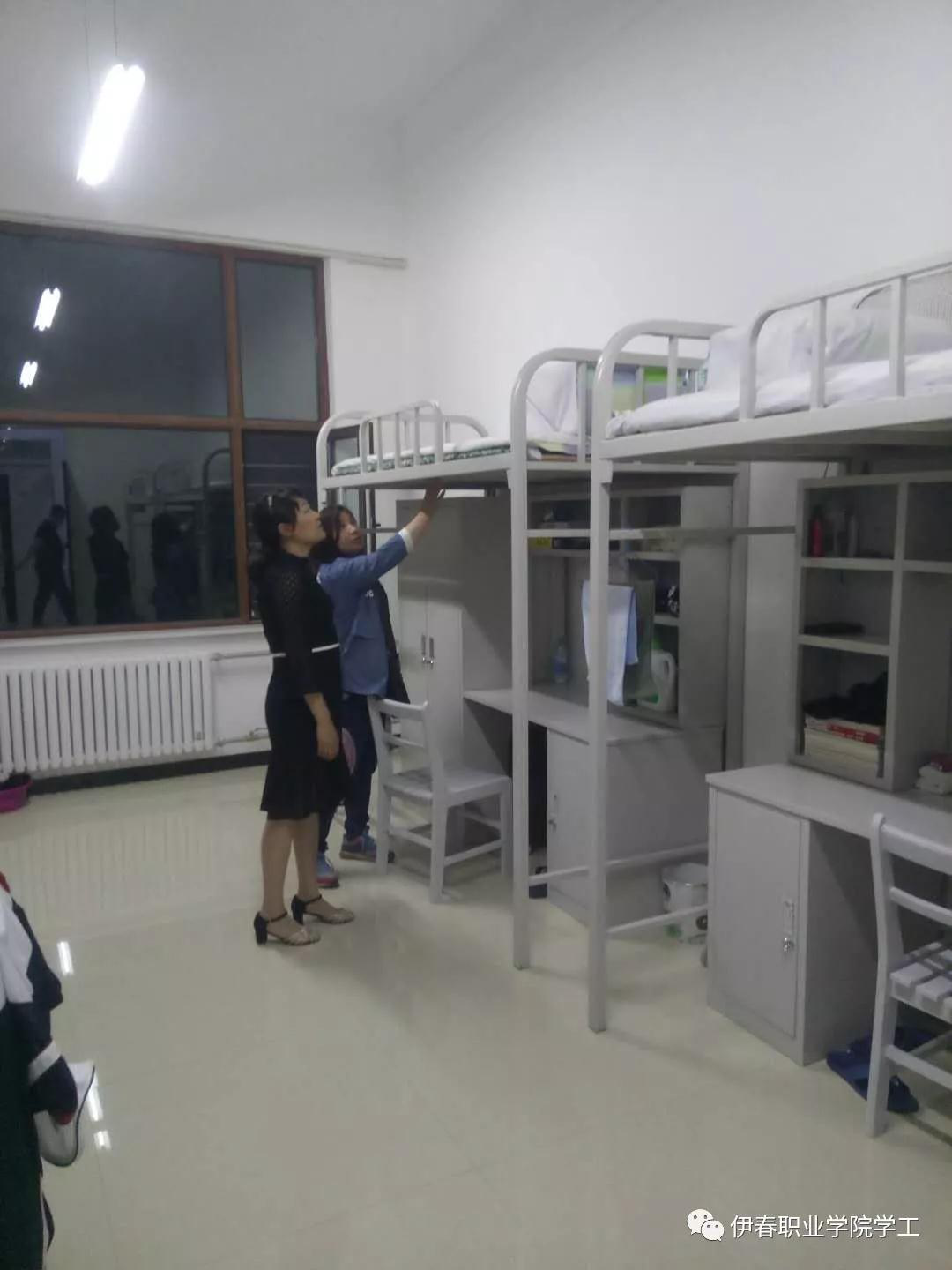 我校順利完成第四學(xué)生公寓調(diào)整搬遷任務(wù) 我校順利完成第四學(xué)生公寓調(diào)整搬遷任務(wù)