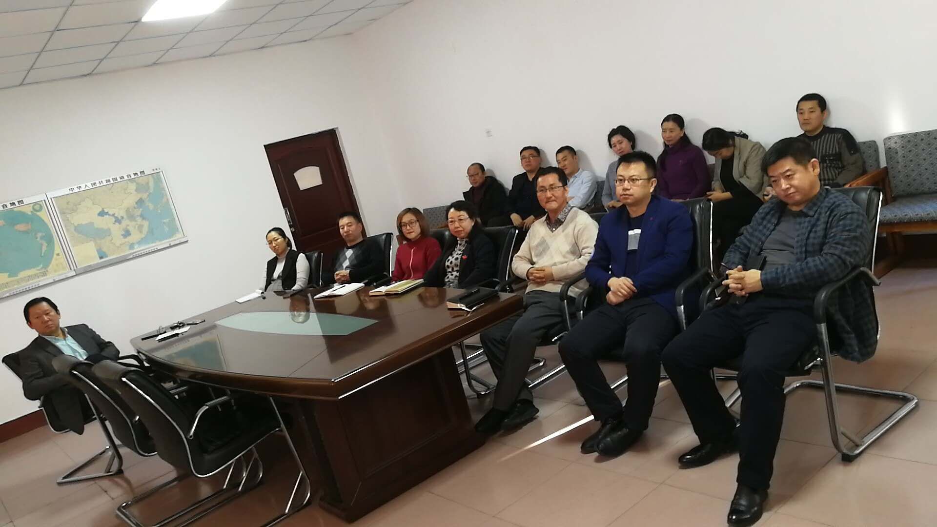 伊春職業(yè)學(xué)院師生收看慶祝改革開(kāi)放40周年大會(huì)直播