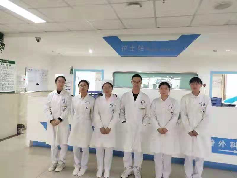 醫(yī)學(xué)技術(shù)學(xué)院學(xué)生課間見(jiàn)習(xí)情況 醫(yī)學(xué)技術(shù)學(xué)院學(xué)生課間見(jiàn)習(xí)情況