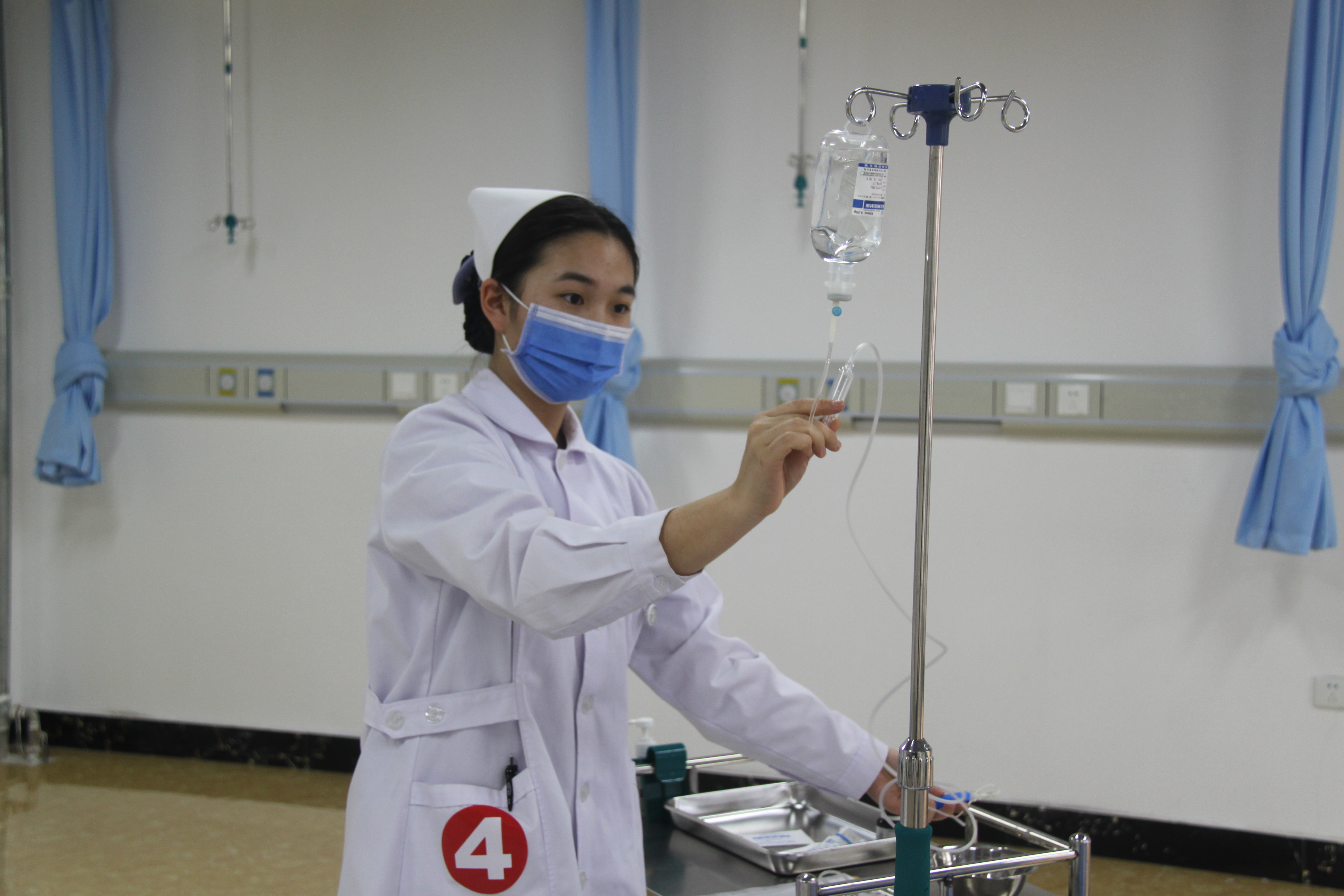 醫(yī)學技術學院舉辦護理技能大賽 醫(yī)學技術學院舉辦護理技能大賽