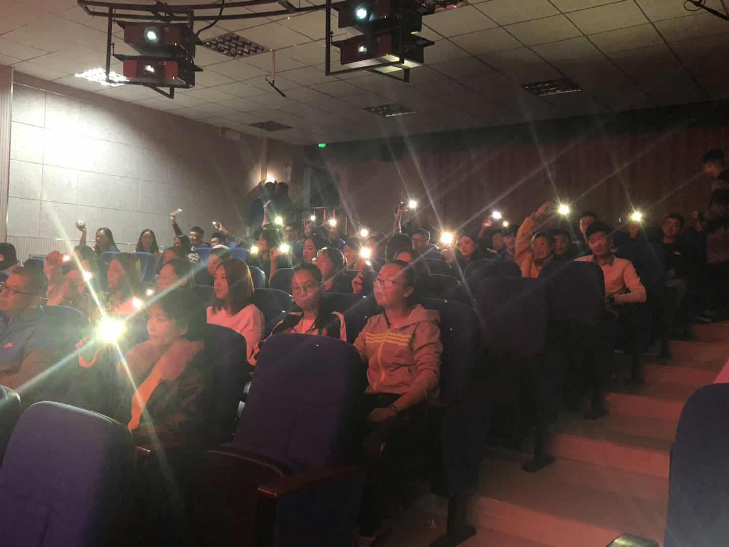 旅游商務(wù)學(xué)院舉辦“慶中秋?迎新生”聯(lián)歡晚會(huì)