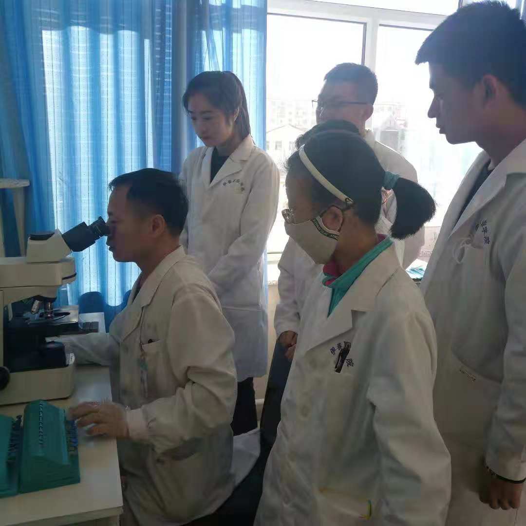 醫(yī)學(xué)技術(shù)學(xué)院學(xué)生課間見(jiàn)習(xí)情況 醫(yī)學(xué)技術(shù)學(xué)院學(xué)生課間見(jiàn)習(xí)情況