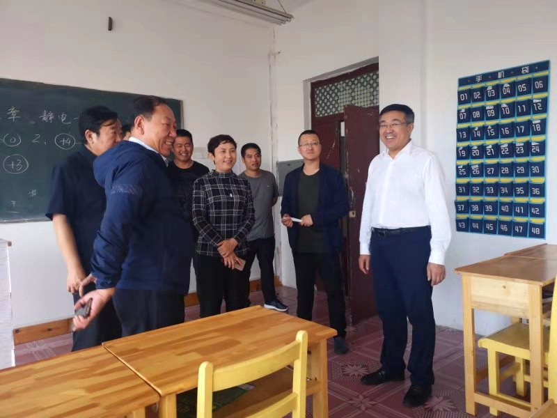 黨委書記麻昌杰同志深入教學一線實地調(diào)研