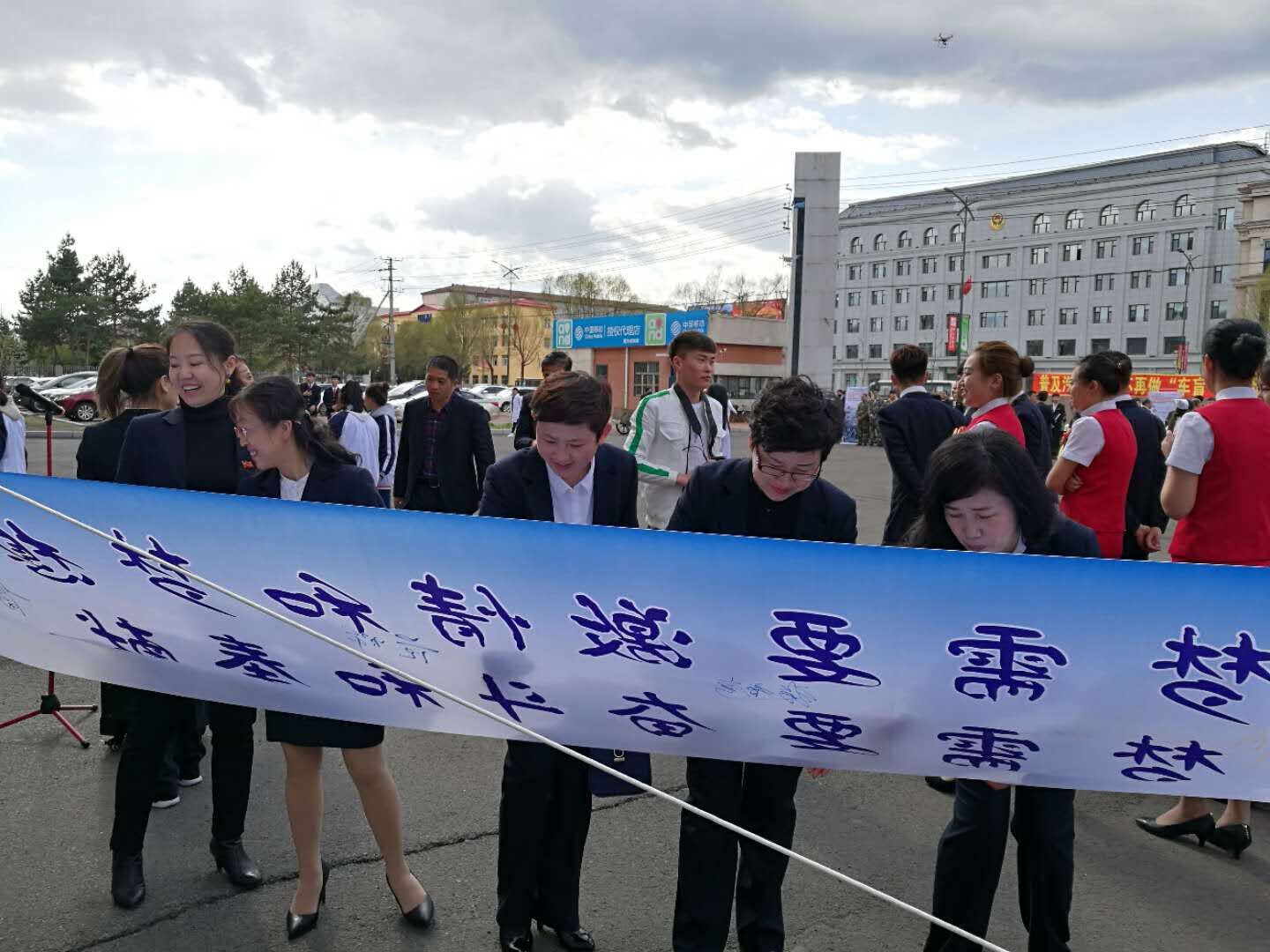 計算機(jī)應(yīng)用技術(shù)學(xué)院“職業(yè)教育活動周”——學(xué)生作品展 計算機(jī)應(yīng)用技術(shù)學(xué)院“職業(yè)教育活動周”——學(xué)生作品展